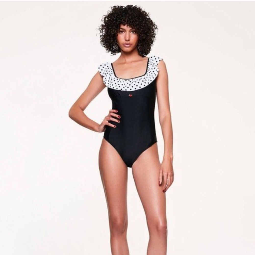 New Betsey Johnson polka Dot Amore One Piece Swimsuit